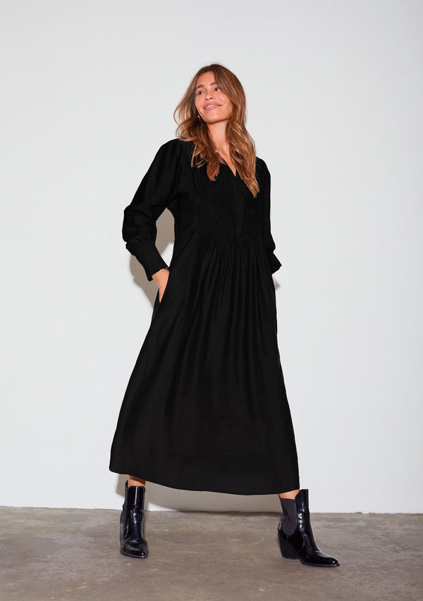 I SAY Ane V-Neck Dress Dresses 900 Black