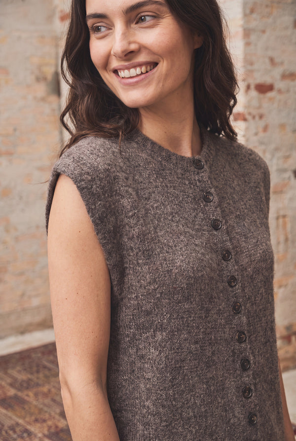 I SAY Cosima Waistcoat Knitwear 357 Dark Brown Melange