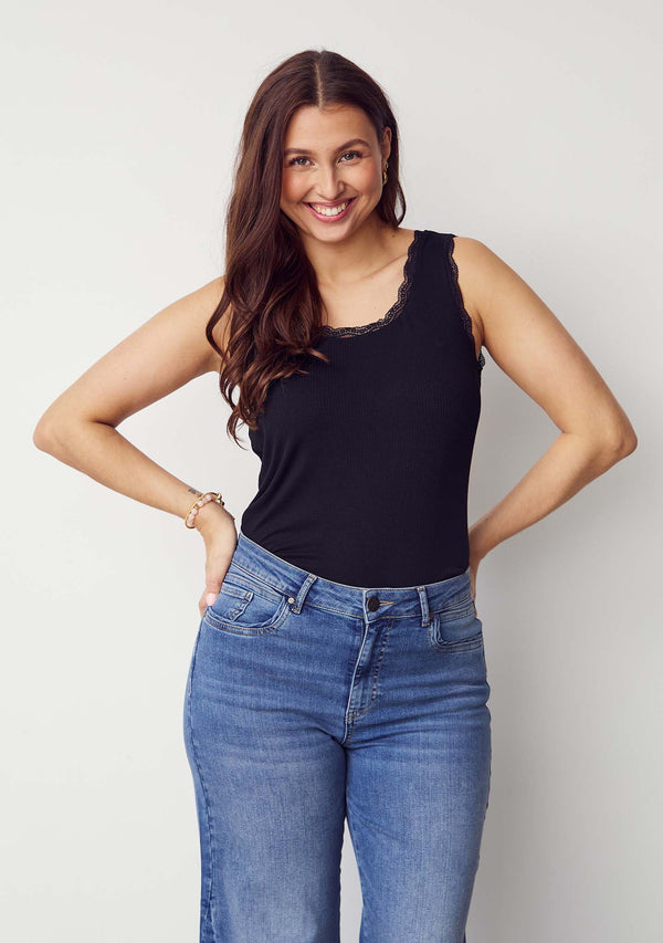 I SAY Dee O-Neck Top Tops 900 Black