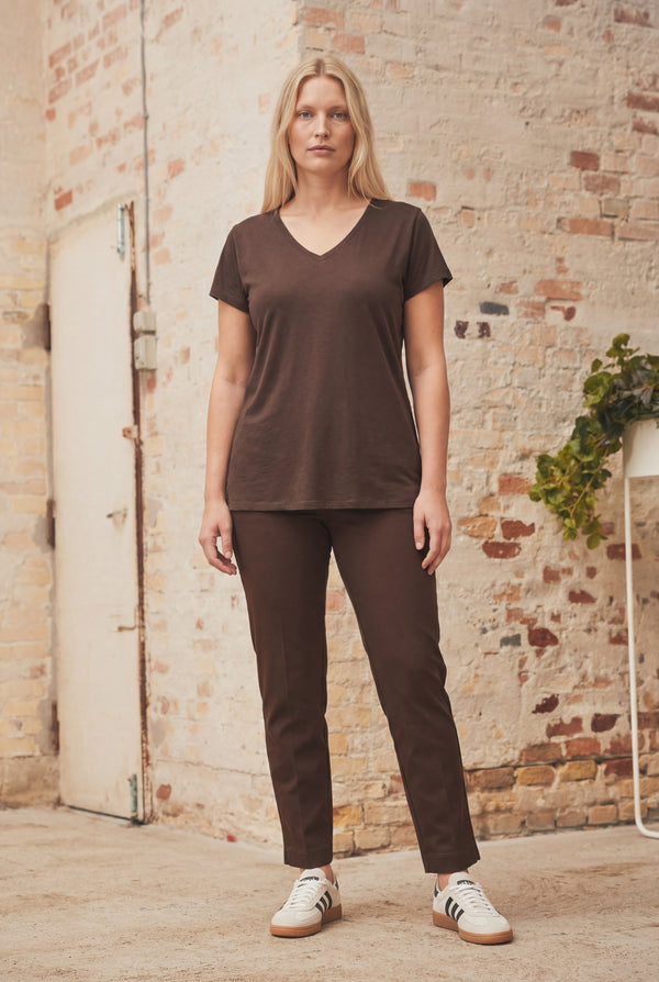 I SAY Nugga V-Neck T-Shirt Basics 356 Dark brown